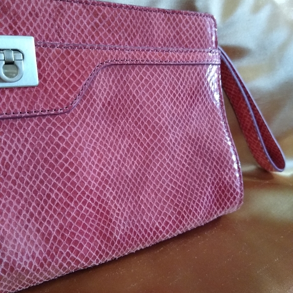 Barbie Pink faux snake clutch - Picture 2 of 6